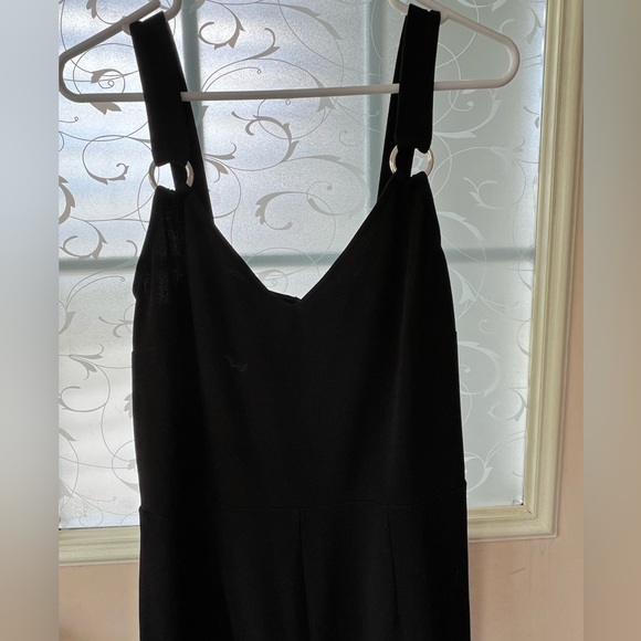 COPY - bar 111 women’s size 10 jumpsuit romper. Sleeveless. Straps 1.5” wide. - Picture 4 of 8
